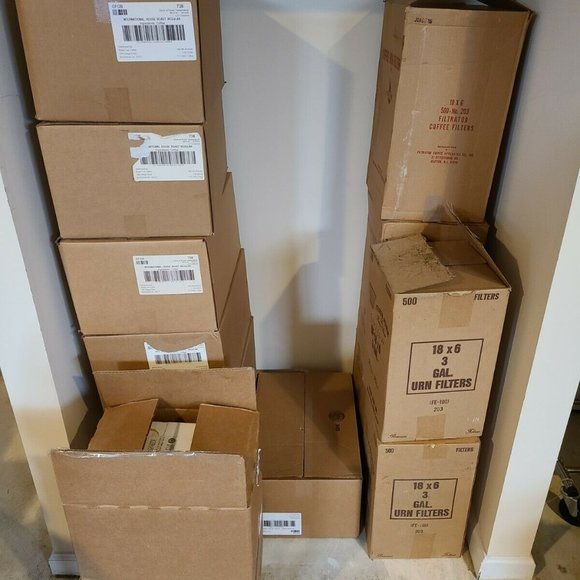 200+ Lot of The Bradford Exchange plates Collector Items in Boxes